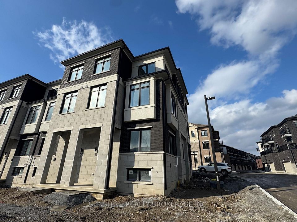 Att/Row/Townhouse at 31 Victor Metcalf Lane, Richmond Hill, ON L4B 0J7, Richmond Hill