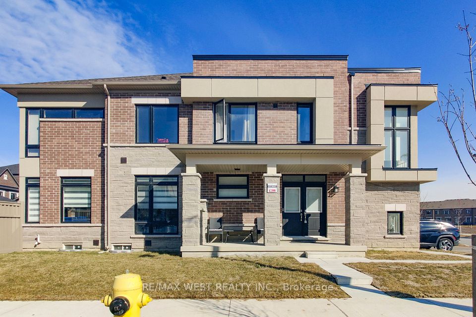Att/Row/Townhouse at 4 Haldimand Street S, Vaughan, ON L4H 5J5, Vaughan