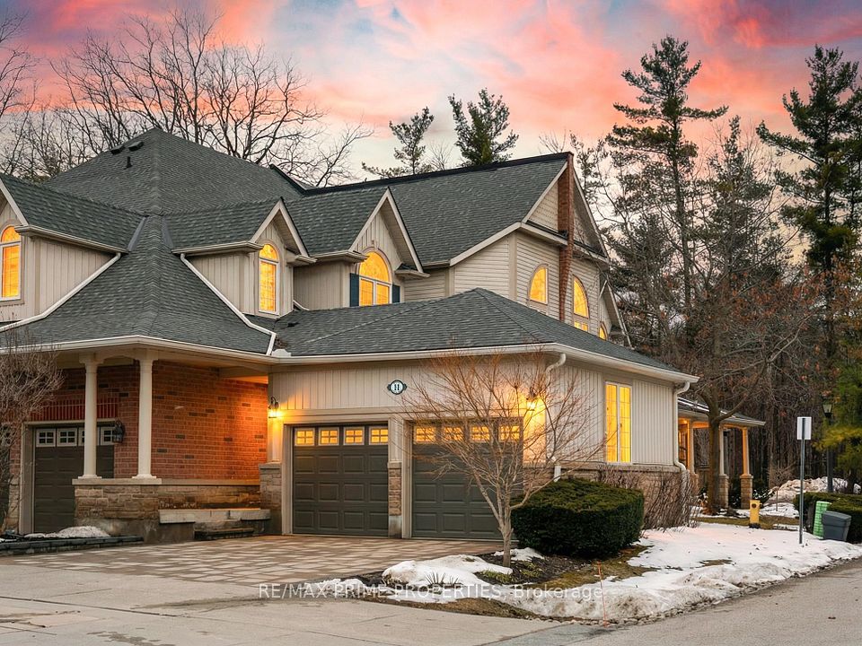 Att/Row/Townhouse at 11 Berczy Creek Way 18, Markham, ON L6C 2R3, Markham