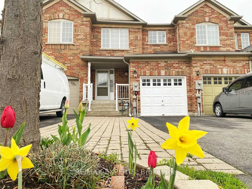 Att/Row/Townhouse at 202 Deepsprings Crescent, Vaughan, ON L6A 3W1, Vaughan
