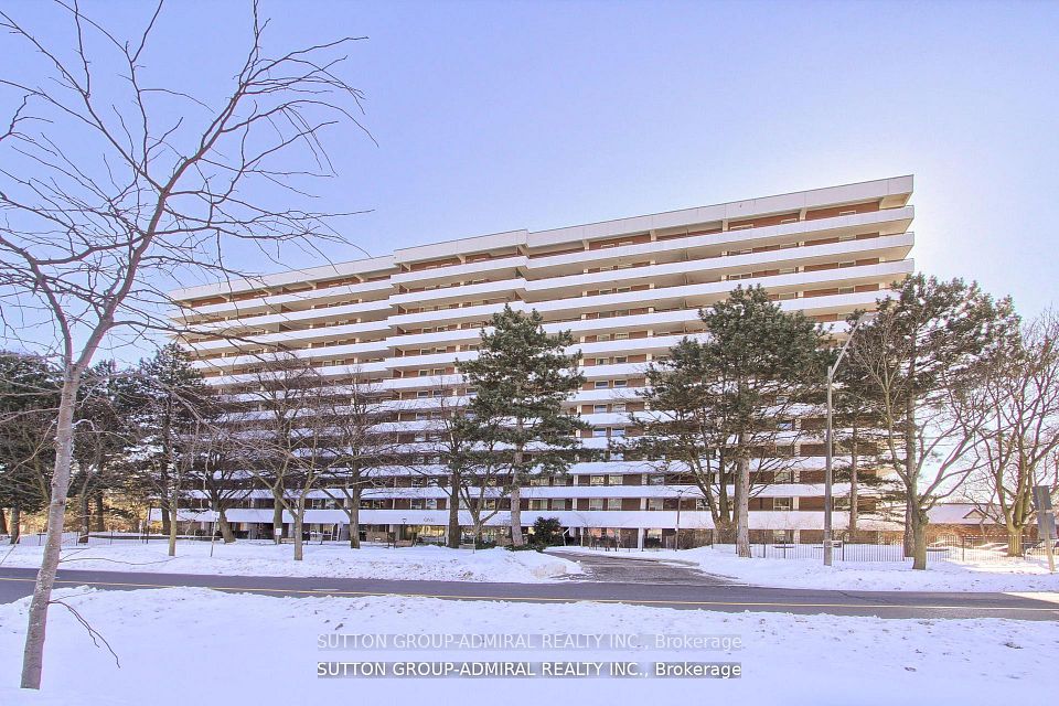 Condo Apartment at 1 Royal Orchard Boulevard 303, Markham, ON L3T 3C2, Markham