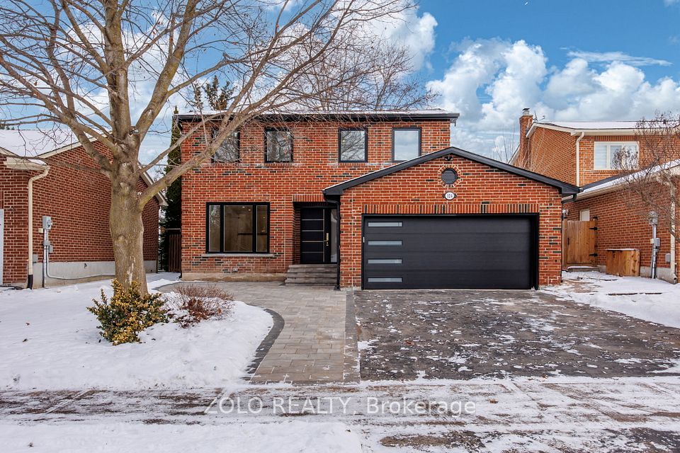 Detached at 124 Kingston Road, Newmarket, ON L3Y 5W7, Newmarket