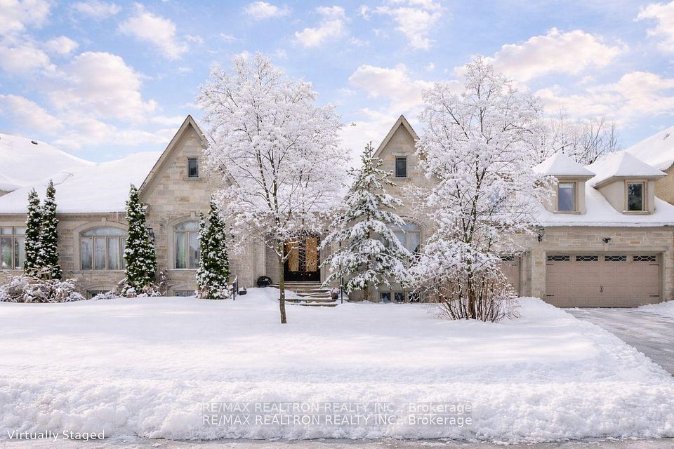 Detached at 5 Long Hill Drive, Richmond Hill, ON L4E 3M5, Richmond Hill