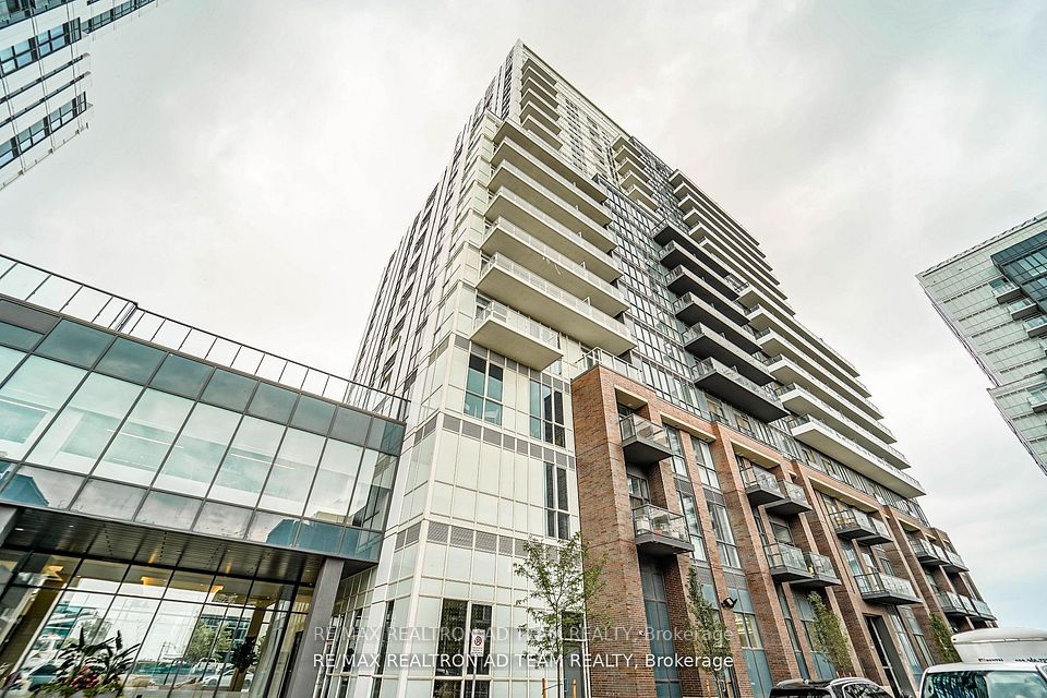 Condo Apartment at 38 Honeycrisp Crescent 2003, Vaughan, ON L4K 0M8, Vaughan