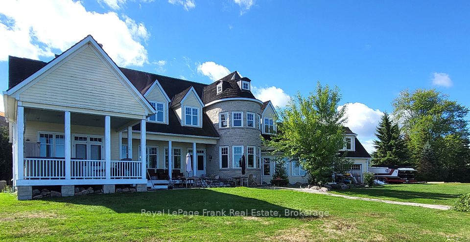 Detached at 136 Lake Drive E, Georgina, ON L4P 3E9, Georgina