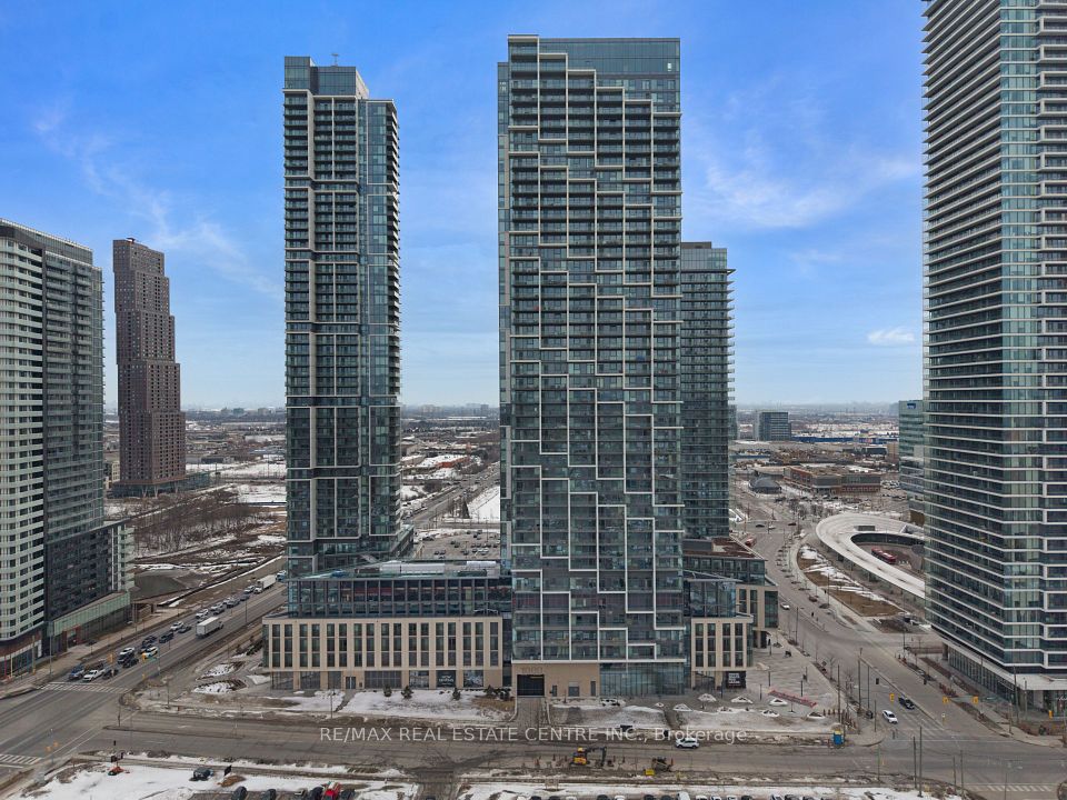 Condo Apartment at 1000 Portage Parkway 310, Vaughan, ON L4K 0L1, Vaughan
