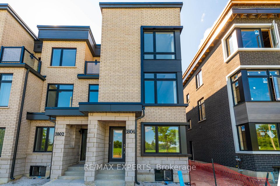 Att/Row/Townhouse at 1804 Donald cousens Parkway, Markham, ON L6B 0V5, Markham