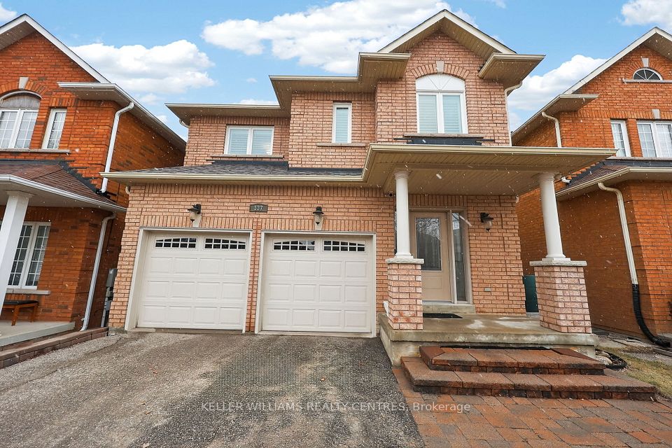 Detached at 137 Woodbury Crescent, Newmarket, ON L3X 2S5, Newmarket