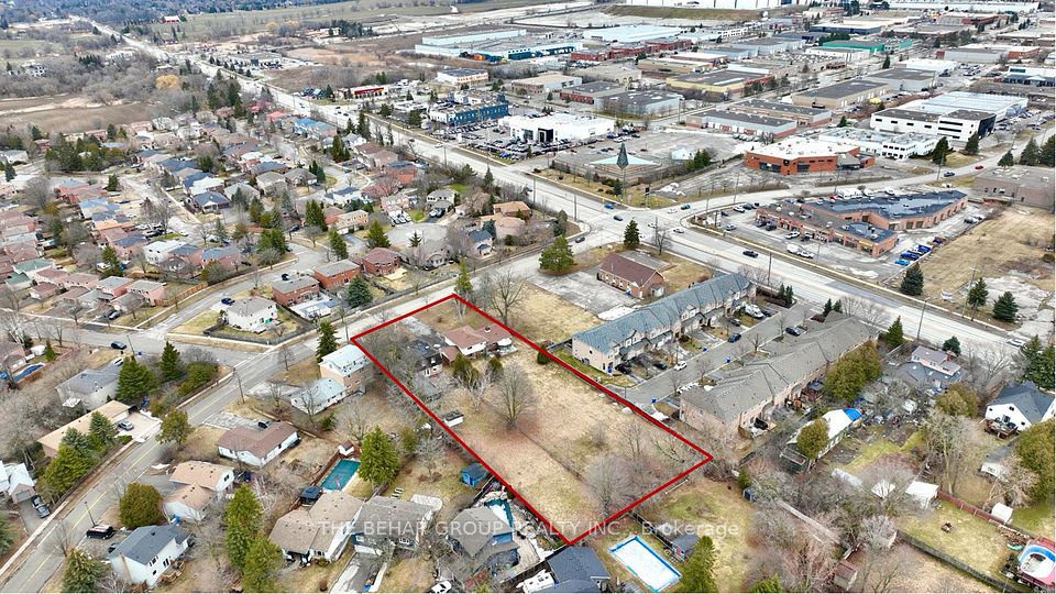 1038 Jacarandah Drive, Newmarket, ON L3Y 3G8