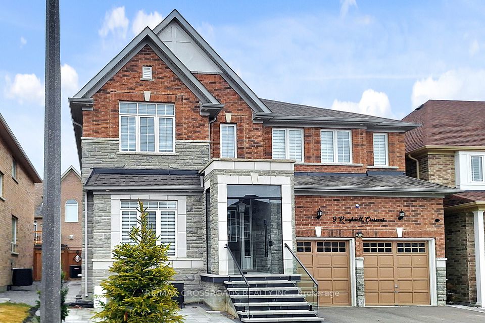 Detached at 9 KINGKNOLL Crescent, Georgina, ON L4P 0H6, Georgina