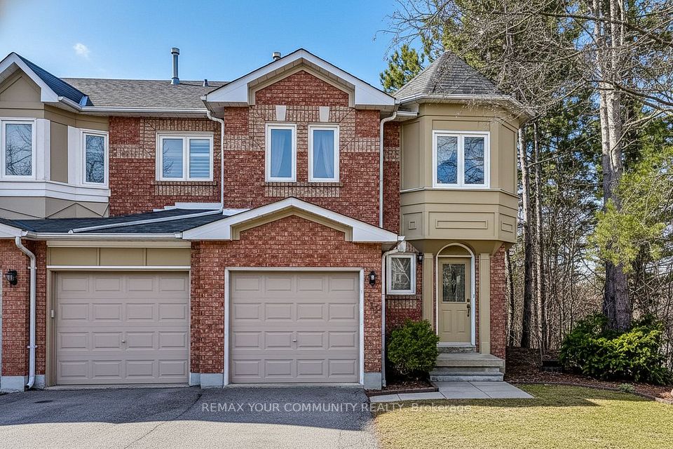 Condo Townhouse at 923 Caribou Valley Circle, Newmarket, ON L3X 1W9, Newmarket