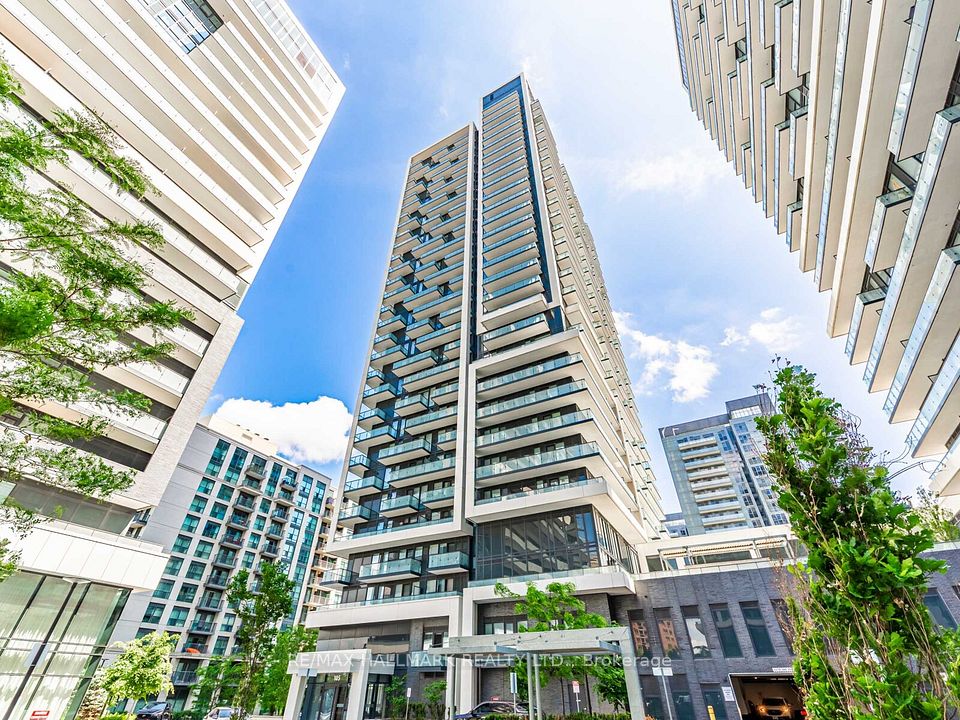 105 Oneida Crescent 404, Richmond Hill, ON L4B 0H6