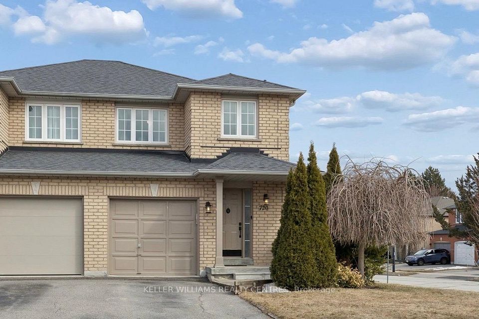 Semi-Detached  at 720 Walpole Crescent, Newmarket, ON L3X 2B1, Newmarket