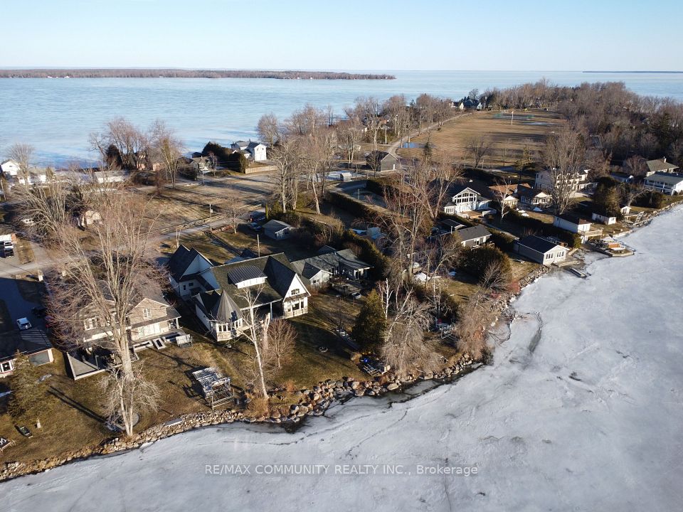 579 Duclos Point Road, Georgina, ON L0E 1N0 at 579 Duclos Point Road, Georgina, ON L0E 1N0, Georgina, ON, L0E 1N0