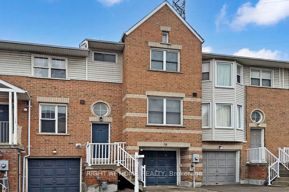 18 Brandy Lane Way, Newmarket, ON L3Y 8P7 at 18 Brandy Lane Way, Newmarket, ON L3Y 8P7, Newmarket, ON, L3Y 8P7