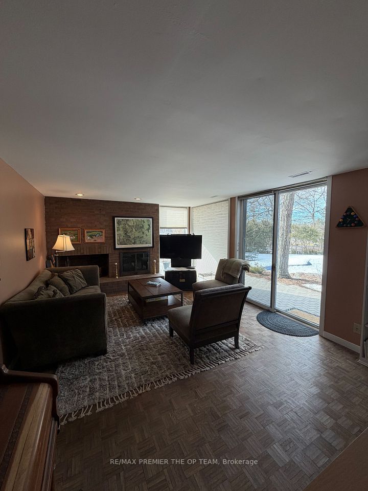 12490 Mill Road, King, ON L7B 1K4