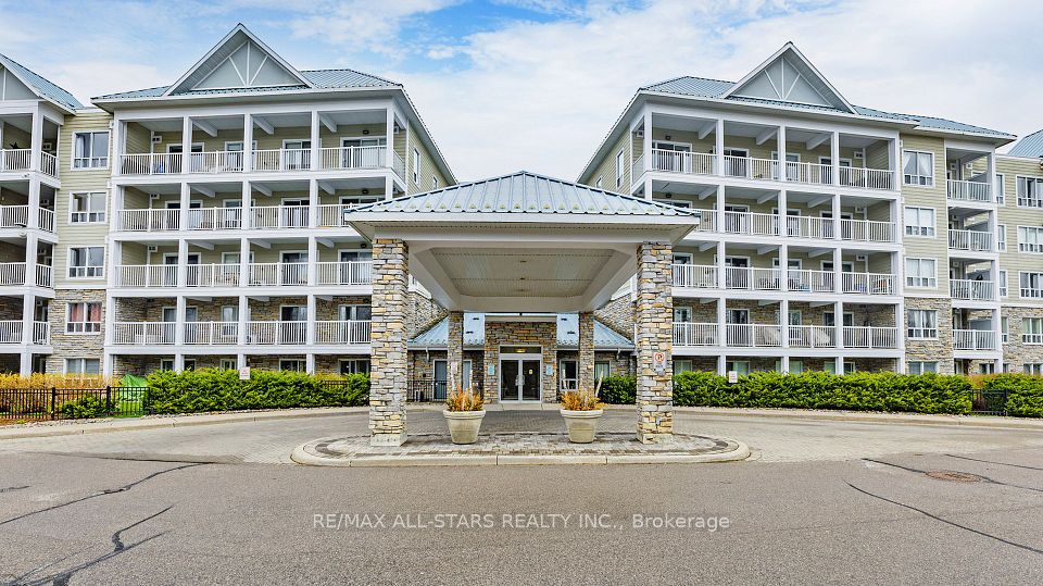 Condo Apartment at 900 Bogart Mill Trail 327, Newmarket, ON L3Y 8V5, Newmarket