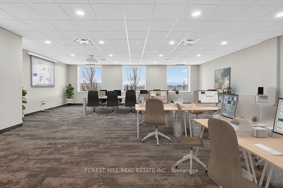 35 Sunday Drive 206, Aurora, ON L4G 4B7