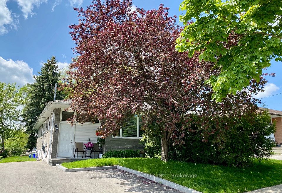Semi-Detached  at 74 Newbury Drive Bmnt, Newmarket, ON L3Y 4R3, Newmarket