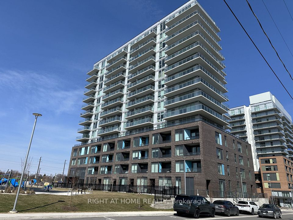 Condo Apartment at 185 Deerfield Road 1404, Newmarket, ON L3Y 0G7, Newmarket