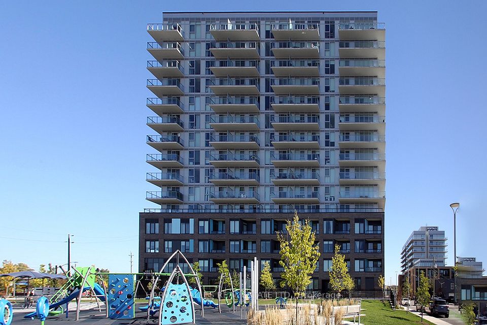 Condo Apartment at 185 Deerfield Road 305, Newmarket, ON L3Y 0G7, Newmarket