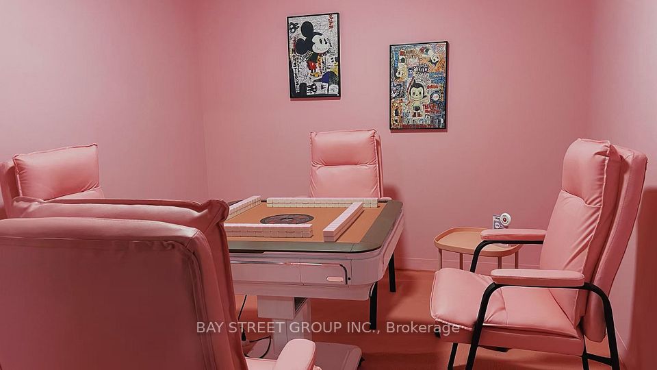 70 Valleywood Drive 202, Markham, ON L3R 4T5