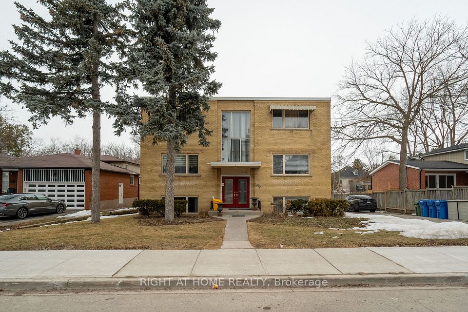 285 Richmond Street, Richmond Hill, ON L4C 3Z2