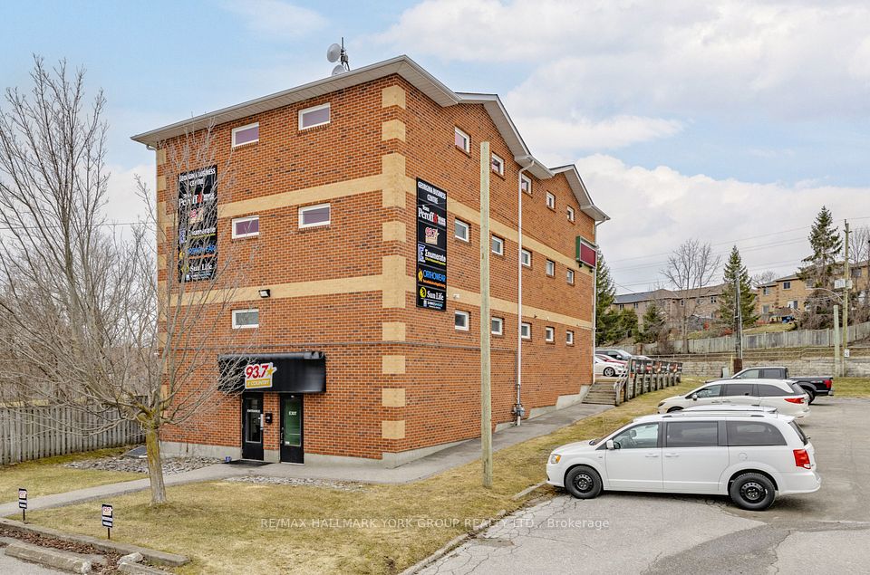 449 The Queensway N/A S 400, Georgina, ON L4P 2C9