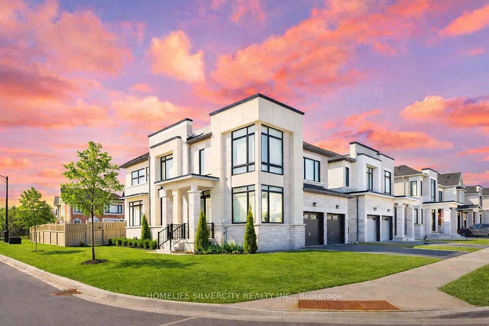 31 Canard Drive, Vaughan, ON L4H 5C4