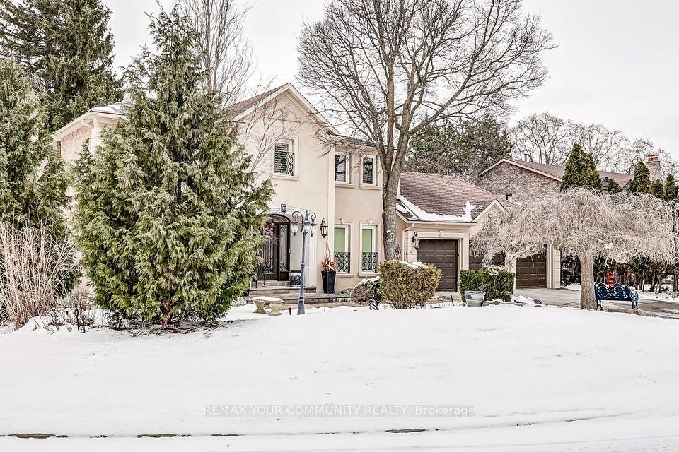 30 Deanbank Drive, Markham, ON L3T 1Z3