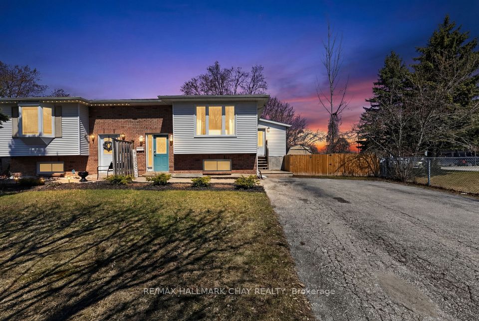 Semi-Detached  at 58 Biscayne Boulevard, Georgina, ON L4P 3M8, Georgina