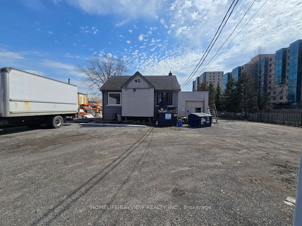 45 Observatory Lane, Richmond Hill, ON L4C 8K9