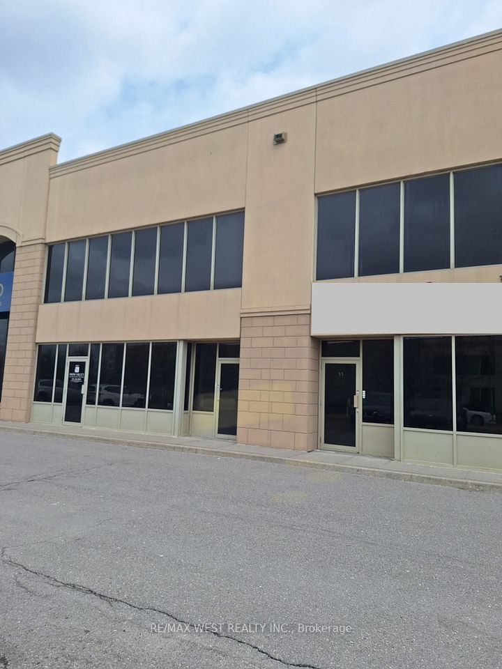 8750 Jane Street 11, Vaughan, ON L4K 2M9