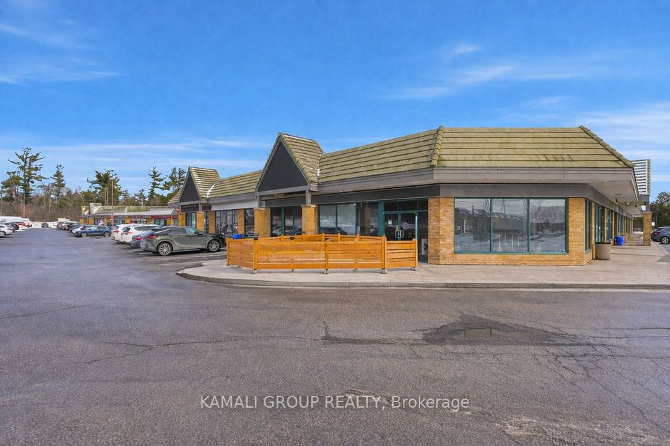 10815 Bathurst Street N 20, Richmond Hill, ON L4C 9Y2