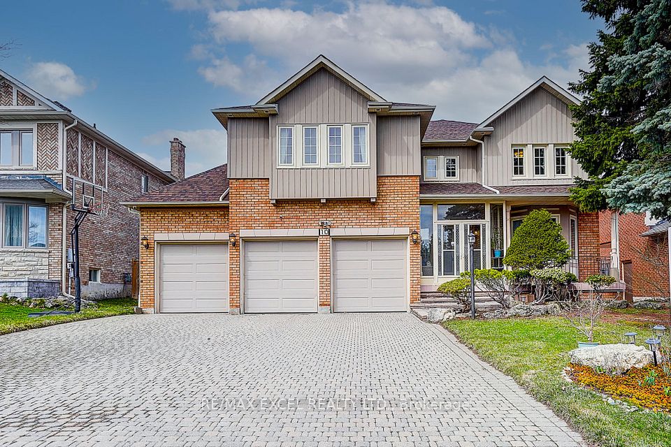 10 Brookshill Crescent, Richmond Hill, ON L4B 3J1