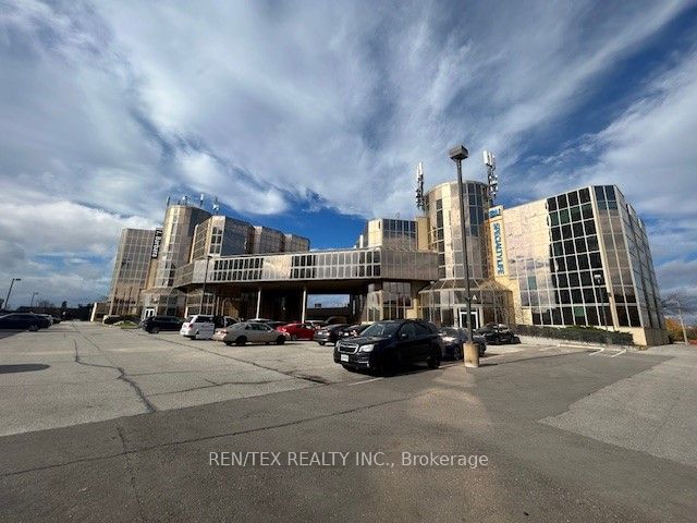 8000 Jane Street 201, Vaughan, ON L4K 5B8