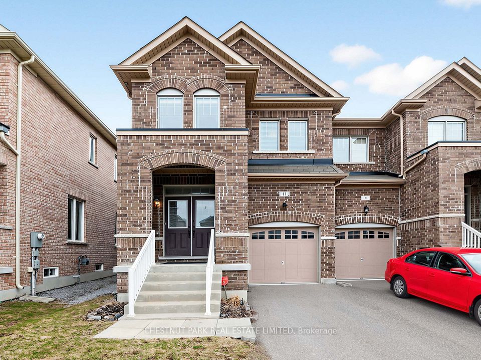 11 Constable Street, Aurora, ON L4G 1B7