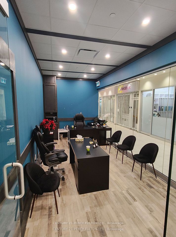 7181 Yonge Street N 52, Markham, ON L3T 0C7