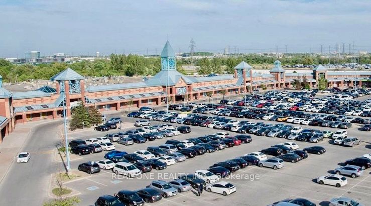 3255 Highway 7 N/A E K5, Markham, ON L3R 3P9