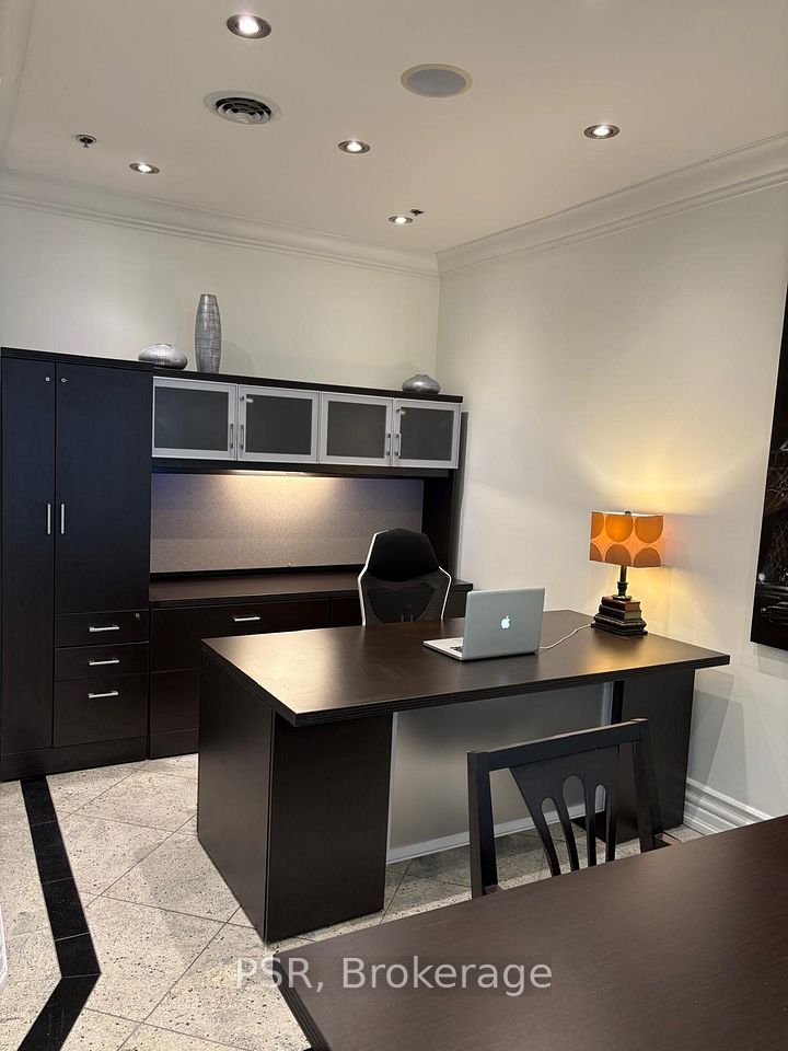 7398 Yonge Street 33D, Vaughan, ON L4J 8J2