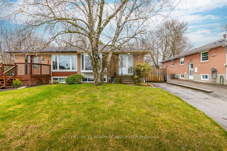 Semi-Detached  at 69 Lindsay Avenue, Newmarket, ON L3Y 4N7, Newmarket