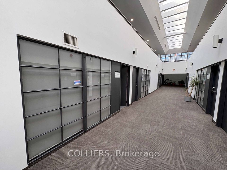 7181 Woodbine Avenue 103, Markham, ON L3R 1A3