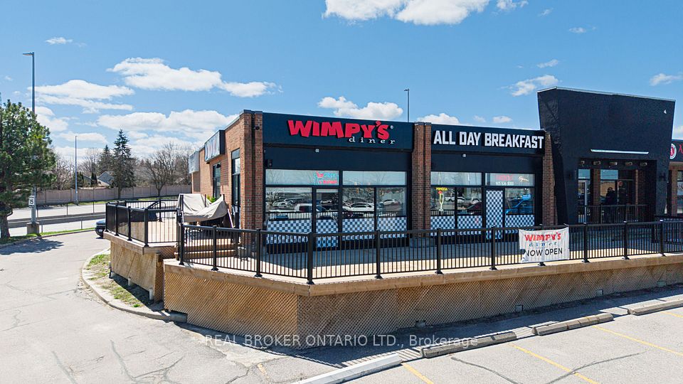 340 Eagle Street W, Newmarket, ON L3Y 7M7