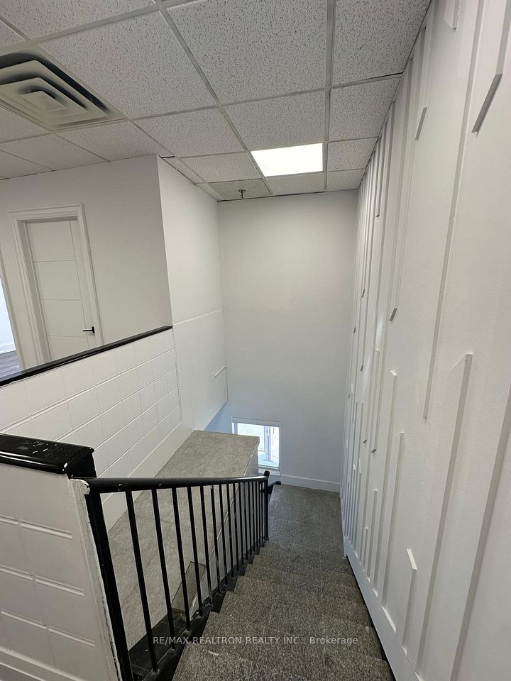 8111 Jane Street 7 level 2, Vaughan, ON L4K 4L7