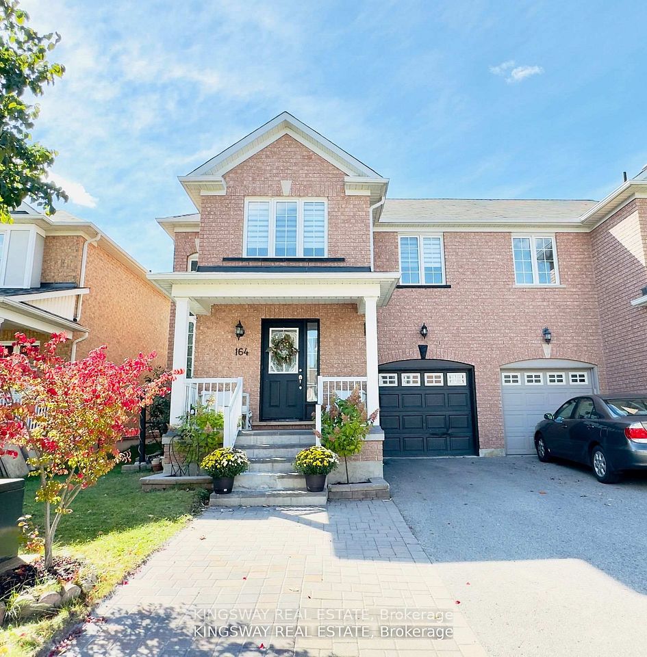 Semi-Detached  at 164 Gail Parks Crescent, Newmarket, ON L3X 3C1, Newmarket