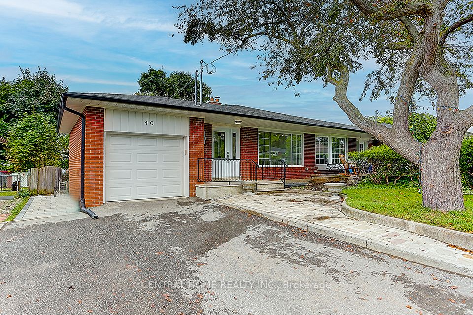 Semi-Detached  at 40 Sherwood Forest Drive Main, Markham, ON L3P 1P8, Markham