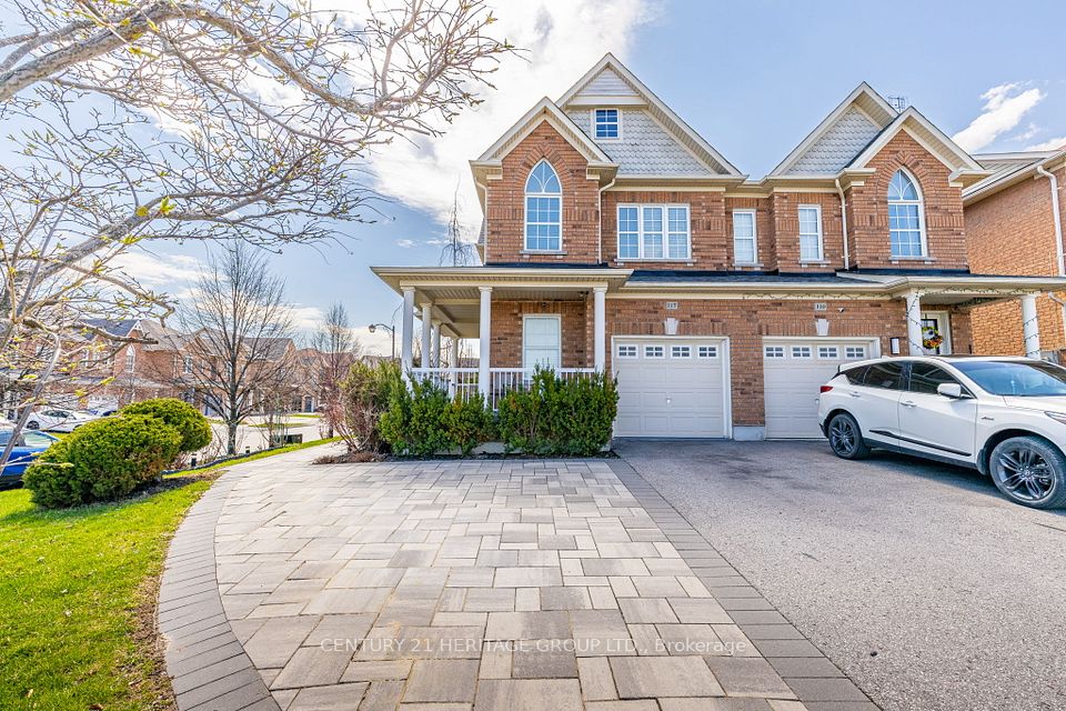 Semi-Detached  at 117 Four Seasons Crescent, Newmarket, ON L9N 0C4, Newmarket