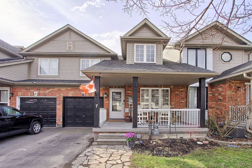 Att/Row/Townhouse at 7 Glasgow Crescent, Georgina, ON L4P 4A9, Georgina