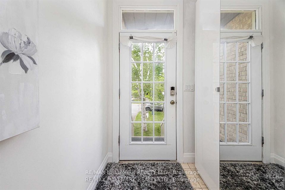 Semi-Detached  at 131 Cottonwood Court Main, Markham, ON L3T 5W9, Markham