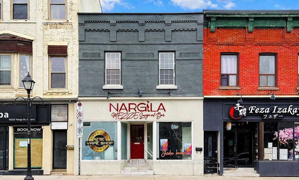 15231 Yonge Street, Aurora, ON L4G 1L8